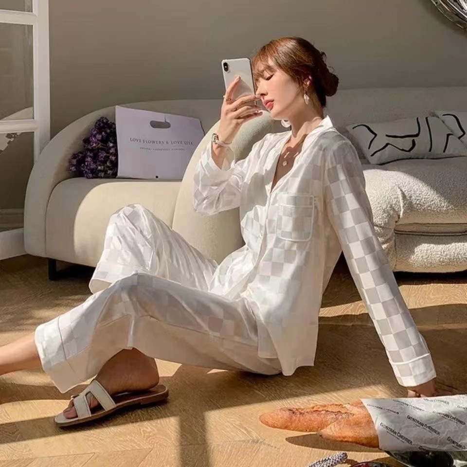 긴팔 바지 흰색 체크 무늬