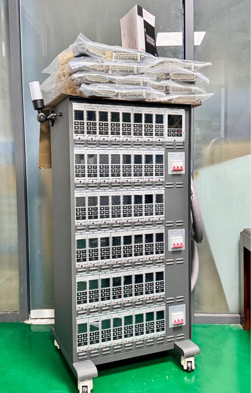 Korean Yudo Brand Hot Runner Temperature Control Box Original Brand New Cw663 48 Groups 12 Groups 16 Groups Korean Yudo Brand Hot Runner Temperature Control Box Original Brand New Cw663 48 Groups 12 Groups 16 Groups