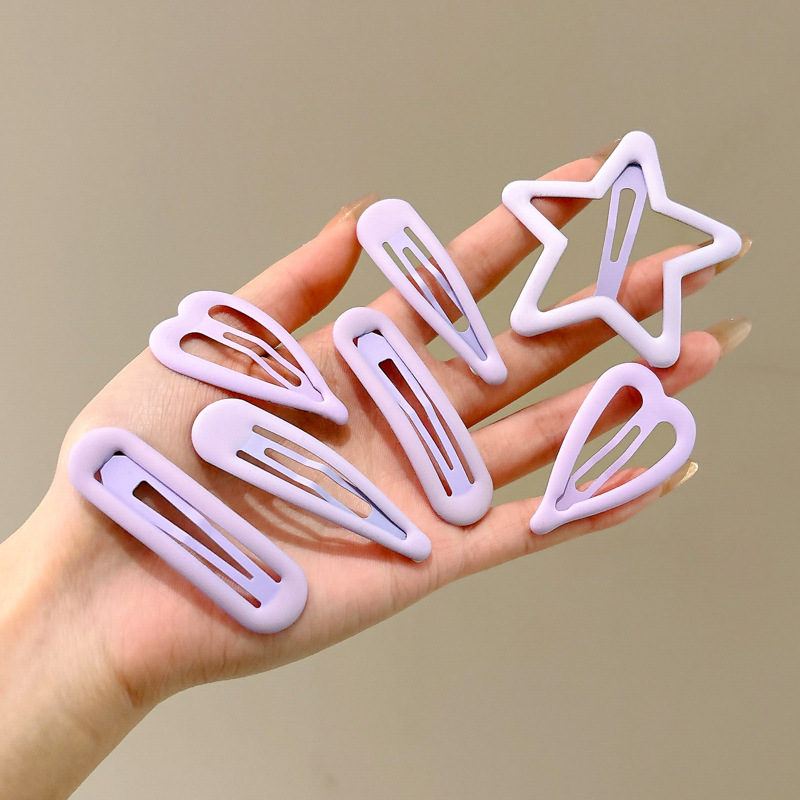 Children's purple hairgrip