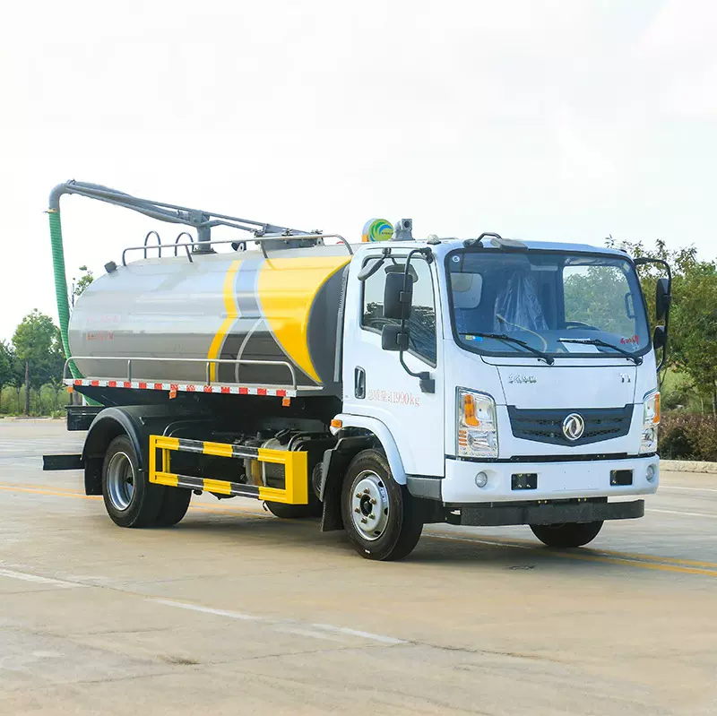 东风华神T1吸粪车10方容积 全封闭自吸自排 乡村化粪池抽粪车