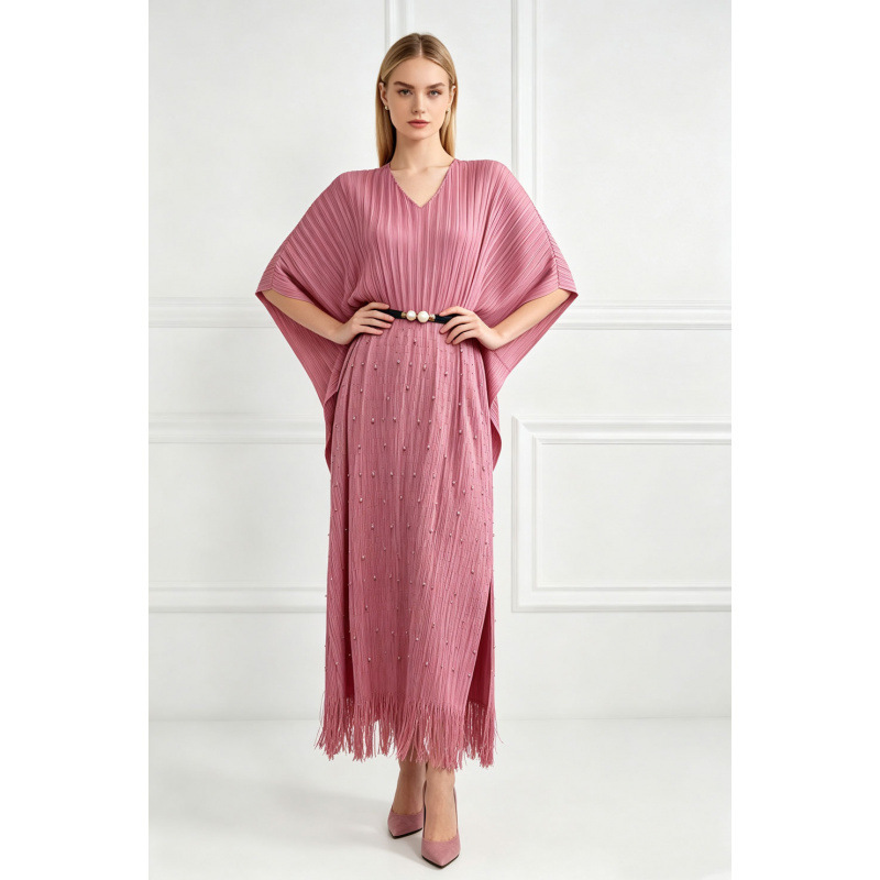 Miyake-style foreign trade dress with batwing sleeves, a cinched waist, a slimming effect, pleated design, embellished with beads and rhinestones, and featuring a loose, flowing silhouette with elegant fringe Miyake-style foreign trade dress with batwing sleeves, a cinched waist, a slimming effect, pleated design, embellished with beads and rhinestones, and featuring a loose, flowing silhouette with elegant fringe