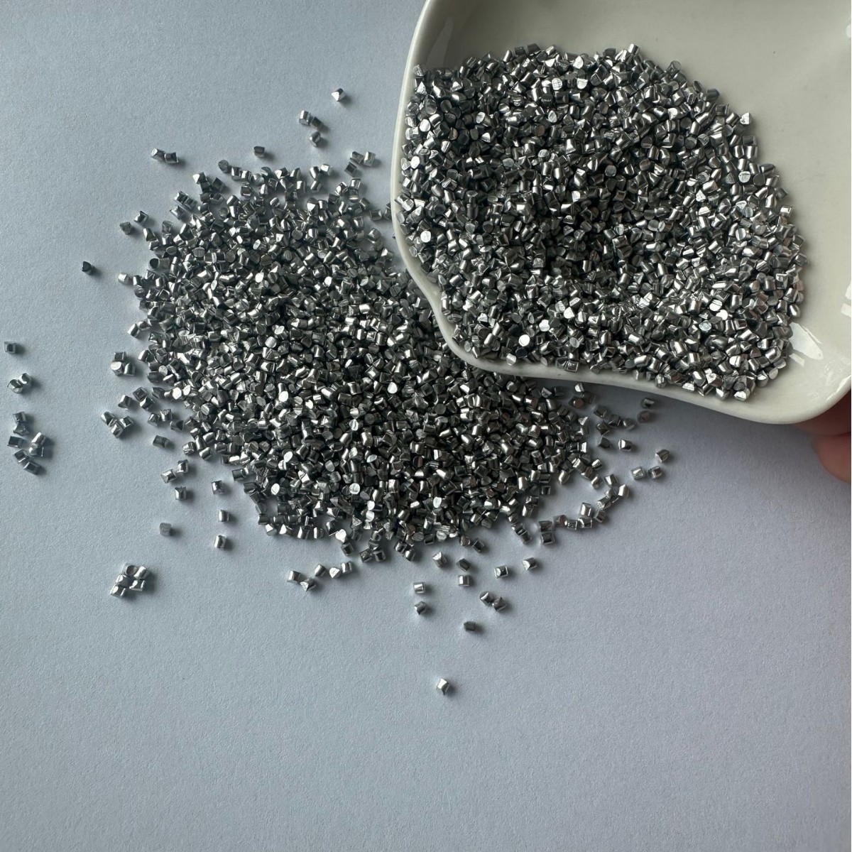 实验级高纯铋粒1mm-9mm水滴状铋颗粒99.95铋段铋块合金冶炼添加剂