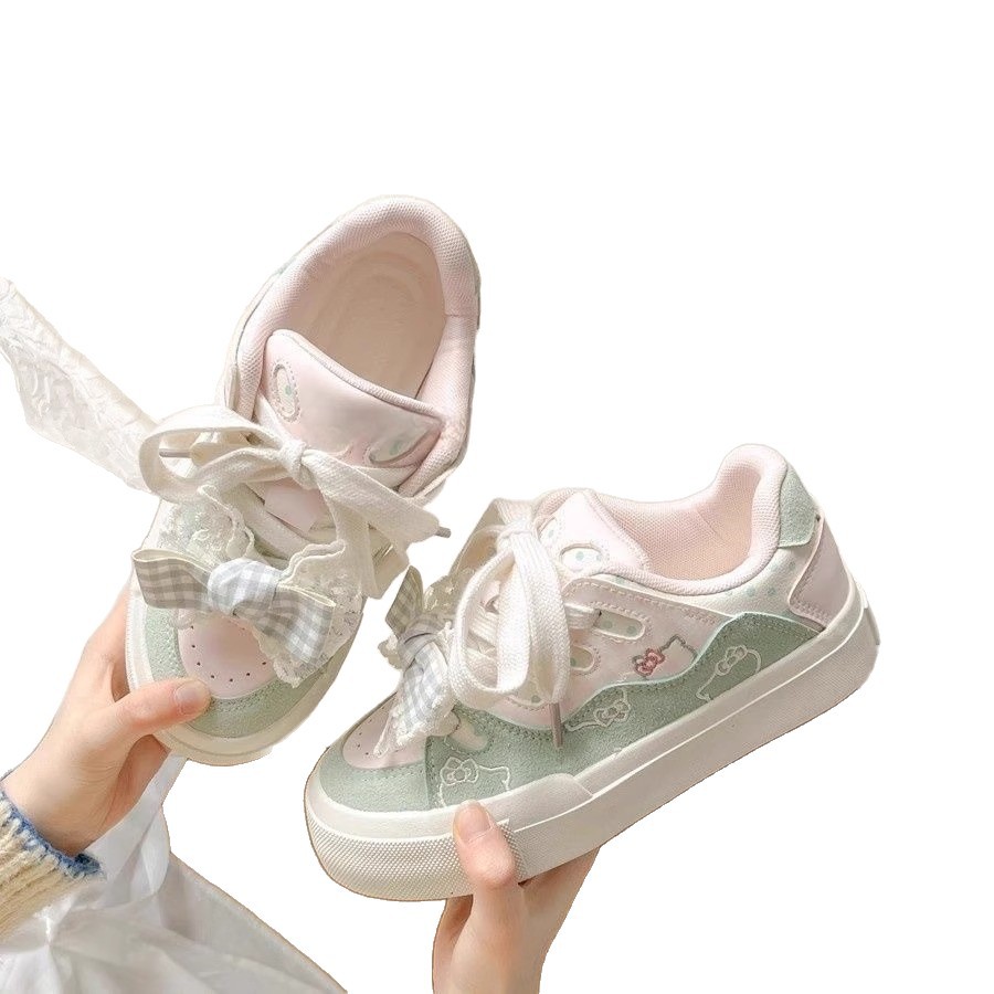 Zapatos deportivos de suela gruesa primavera de 2025 nuevos zapatos de pan de diseño casual de nicho de estudiantes zapatos blancos transpirables