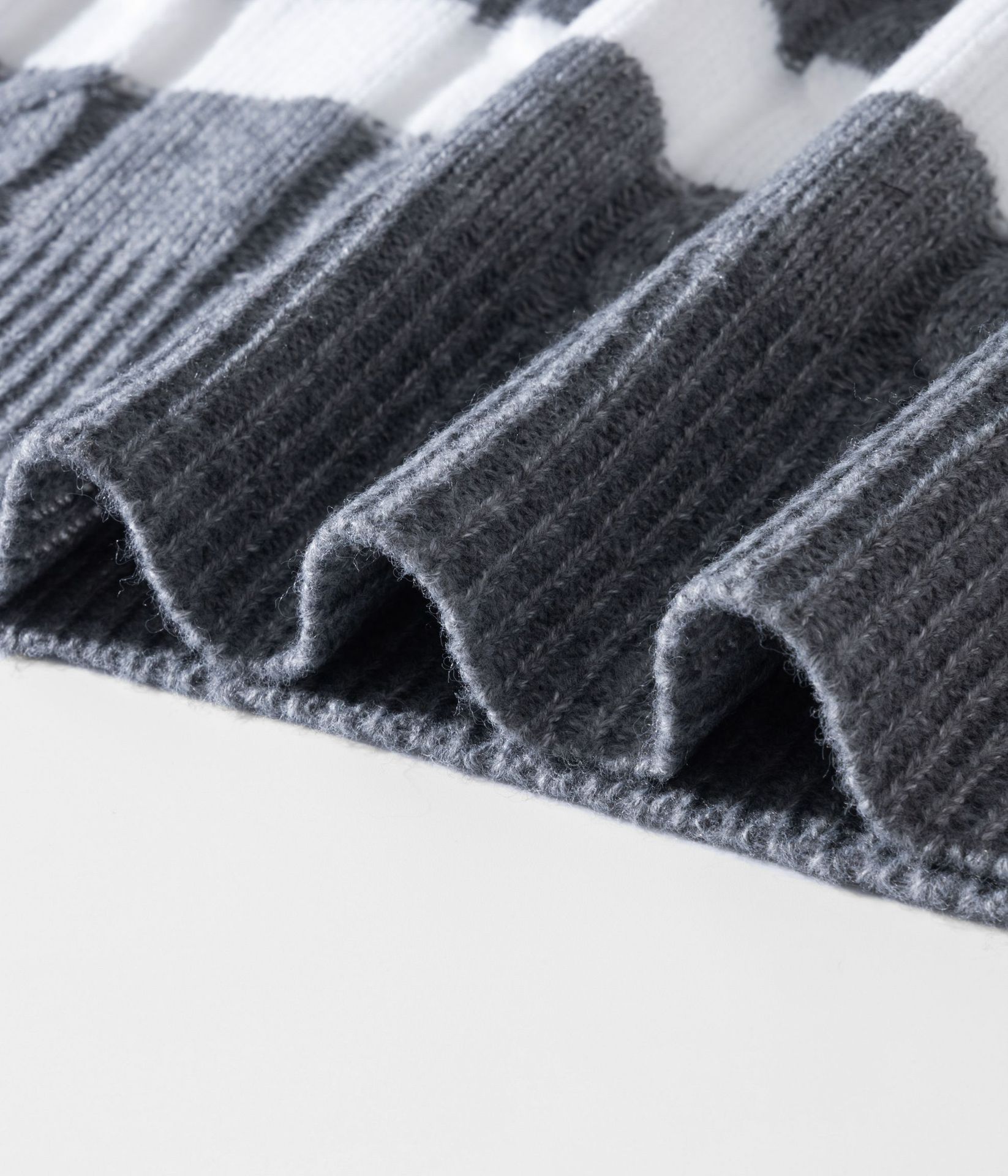 Pull en tricot à blocs de couleurs pour homme, motif torsadé rétro, manches longues, col ras du cou, tenue chaude et décontractée pour l'automne et l'hiver_voghion.com