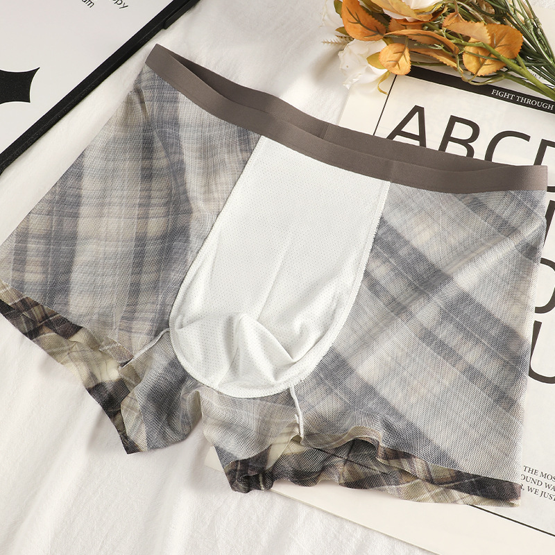 Pantalones interiores de hombre verano nuevo hielo cuadrícula de cintura media fresca malla 10A antibacteriana pantalones transpirables