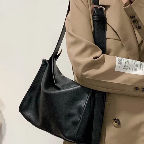 Wide shoulder strap crossbody bag for women 2024 lazy style simple soft leather shoulder bag large capacity commuter tote bag for women