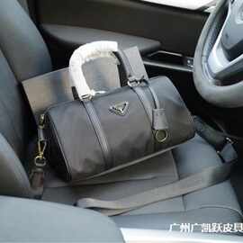 P拉达Re-Edition小号再生尼龙手提包单肩包水桶包图片实拍