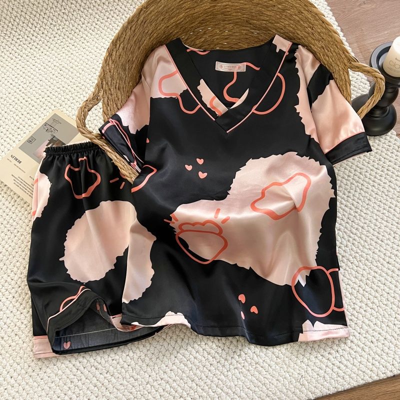 Pijamas de verano al por mayor transfronterizos de seda de manga corta delgada y suelta de cuello en V de mujer simulación de dibujos animados set de ropa para el hogar