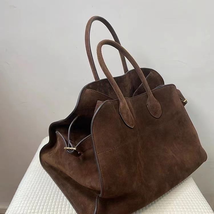 Tote Bag Women's 2024 New Autumn and Winter High-end Niche Design Large Capacity Retro Commuter Handbag