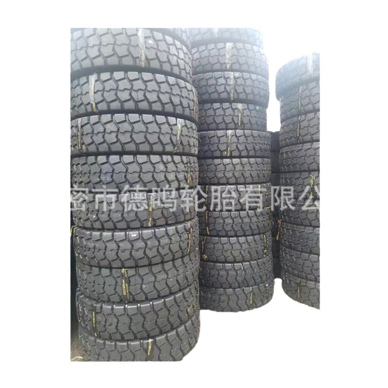 Suministro de fábrica Puerto neumático 14.00R24 camión volquete ingeniería neumático 1400R24