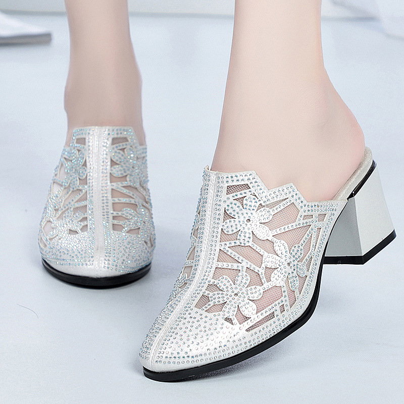 Giày cao gót da thật nữ mũi tròn bít, đế thấp thoải mái, có lỗ lưới đính đá Rhinestone — Màu be