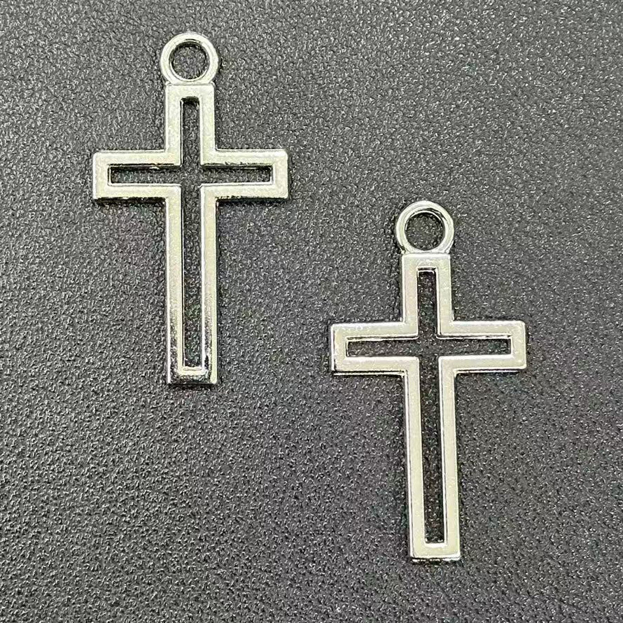3.8*2.1cm European and American retro simple hollow alloy cross pendant personalized necklace decorative accessory manufacturer