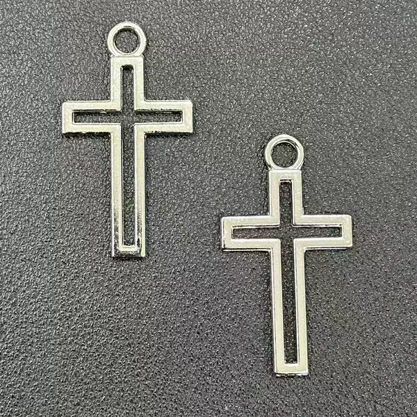 3.8*2.1cm European and American retro simple hollow alloy cross pendant personalized necklace decorative accessory manufacturer
