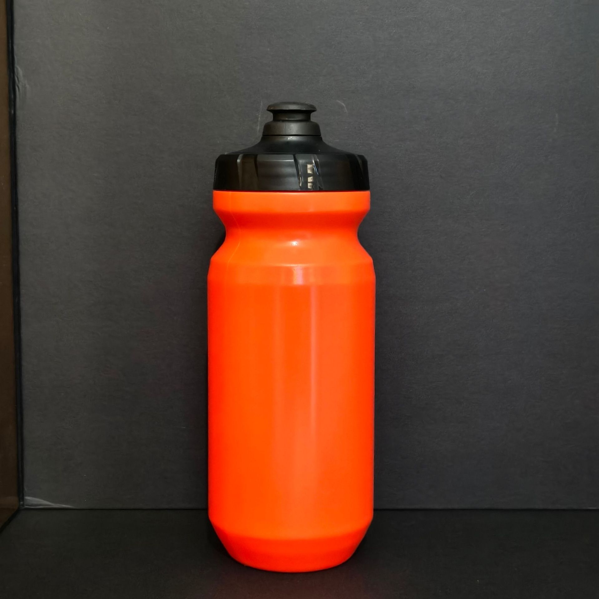 Bicicleta al aire libre botella de agua de plástico extruida portátil logotipo de impresión de gran capacidad de motocicleta spot transfronteriza