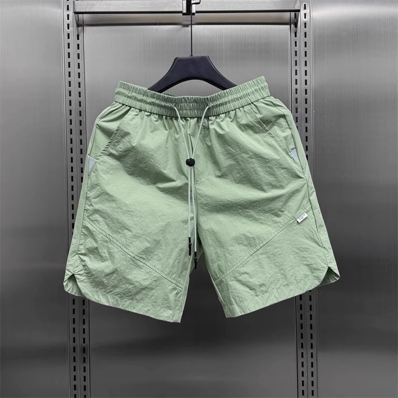 Summer New Men's Shorts Trendy Sports Loose Perforated Breathable Casual Versatile Five-Point Quick-Dry Beach Shorts