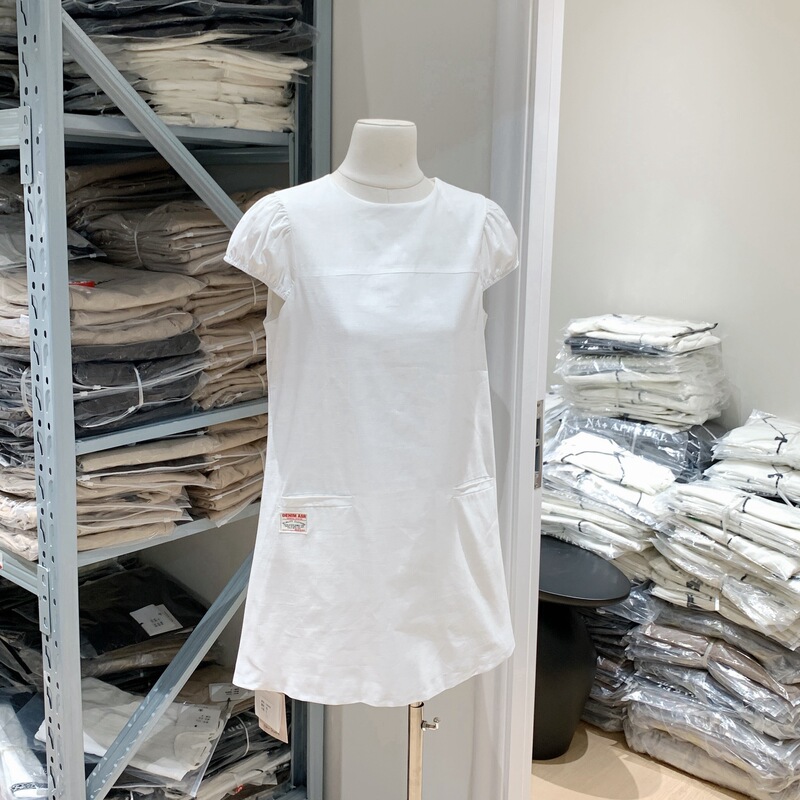 Capsule Collection Cotton-Linen Puff Sleeve Dress with White Hem, Direct from the Factory, with Tag, Straight Skirt Capsule Collection Cotton-Linen Puff Sleeve Dress with White Hem, Direct from the Factory, with Tag, Straight Skirt