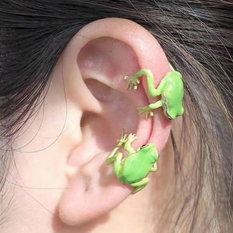 1 Pair Simple Style Frog Inlay Copper Rhinestones Ear Studs display picture 1