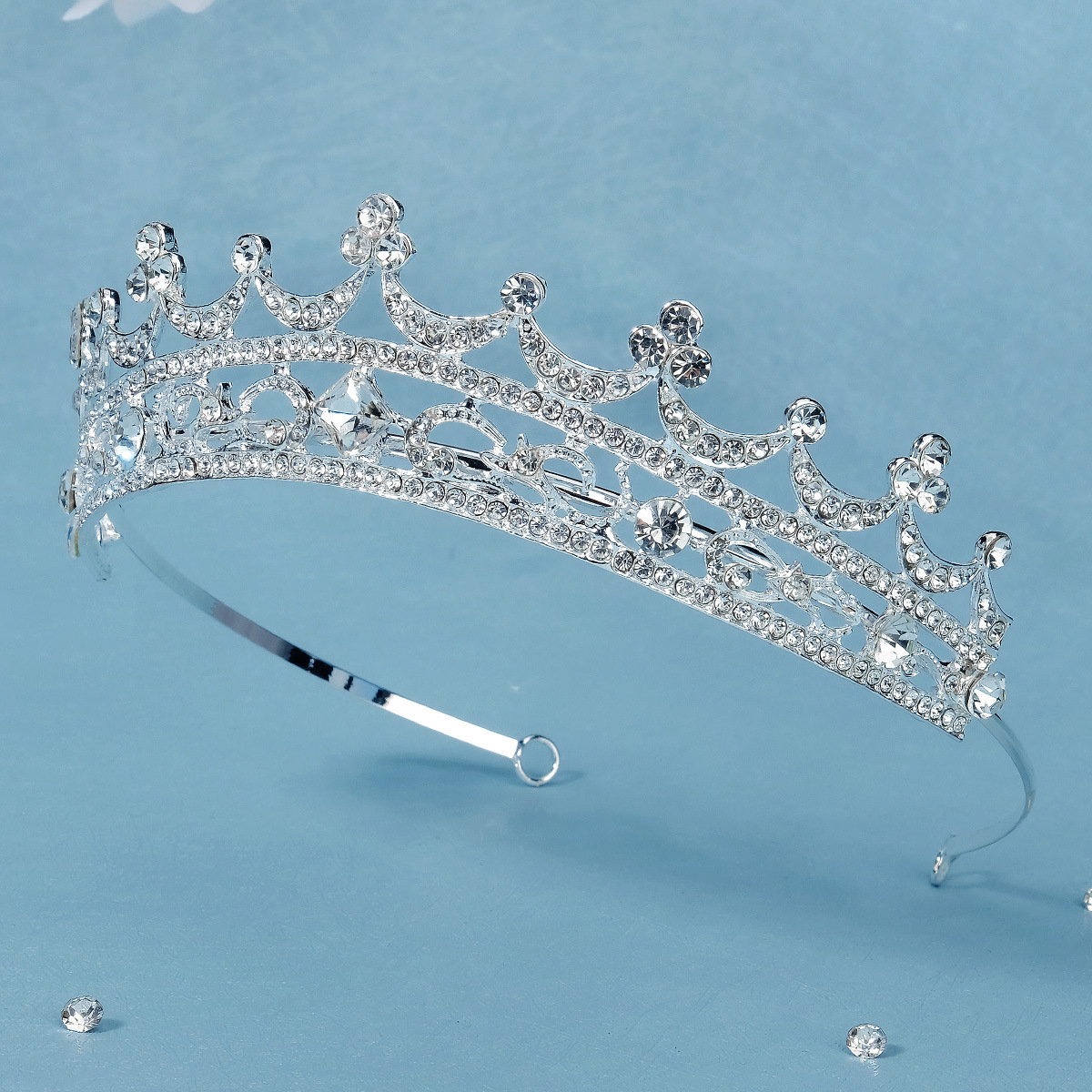 Retro Crown Alloy Diamond Crown display picture 4