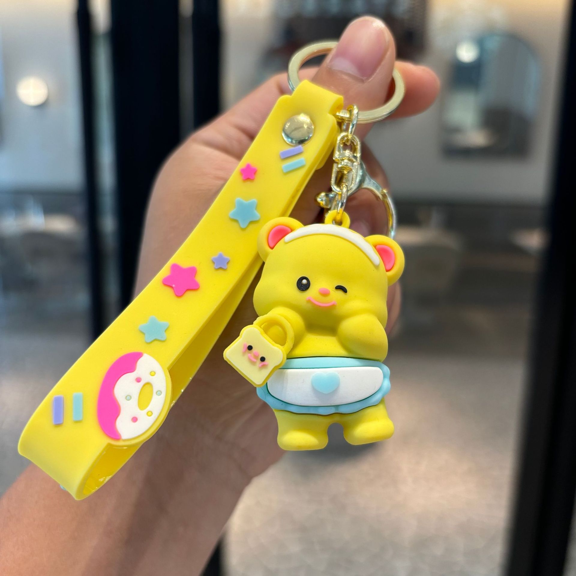 Mantequilla osos colgantes de llaves de PVC princesa accesorios de llaves mochilas bolsas agarradoras parejas pequeños regalos