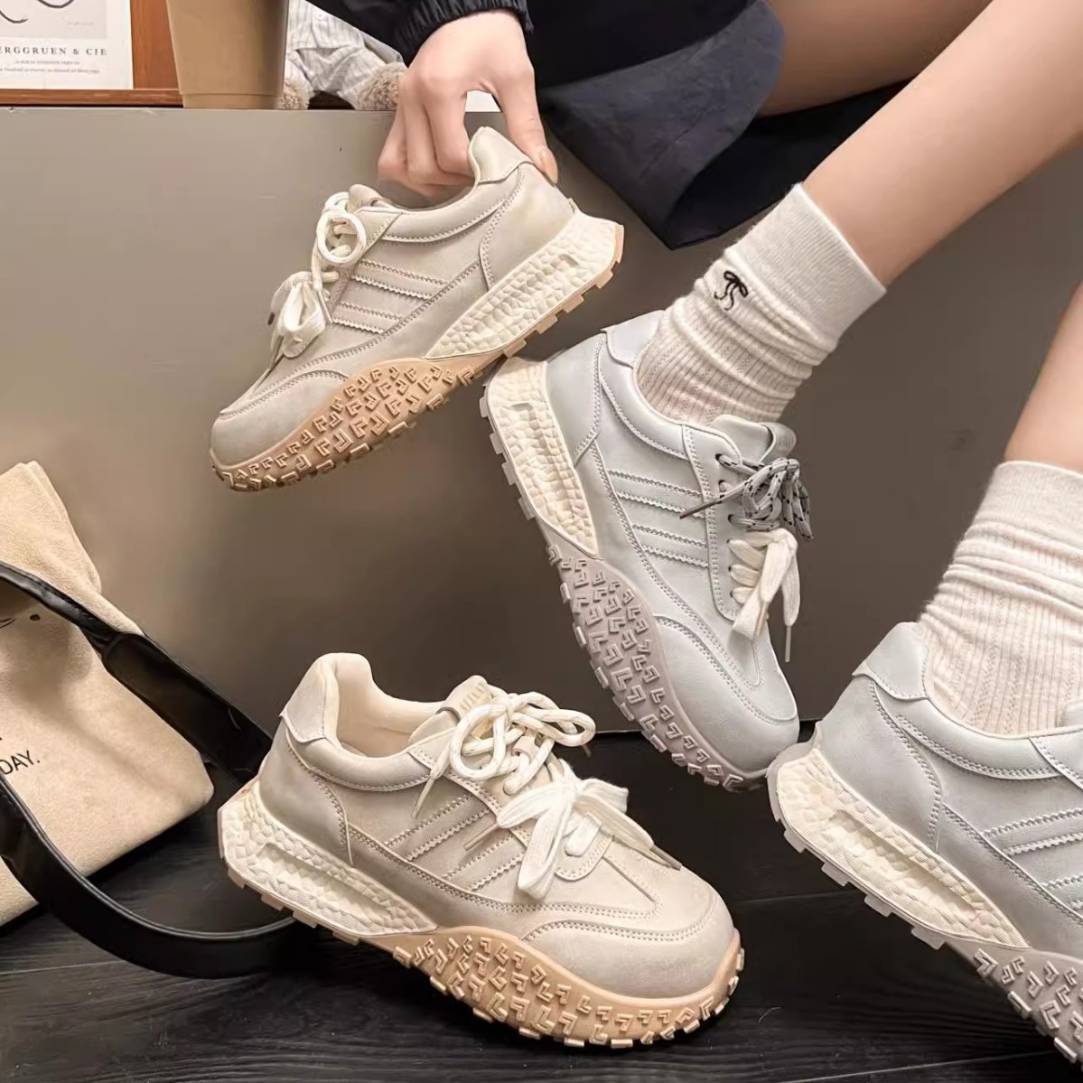 Chaobunan zapatos Gump con suela gruesa para mujeres 2025 primavera nuevos zapatos de entrenamiento alemán con suela suave de moda zapatos de deporte casuales transpirables