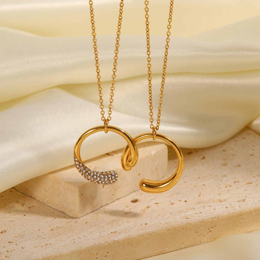 Fashion Moon Stainless Steel Plating Artificial Diamond Pendant Necklace