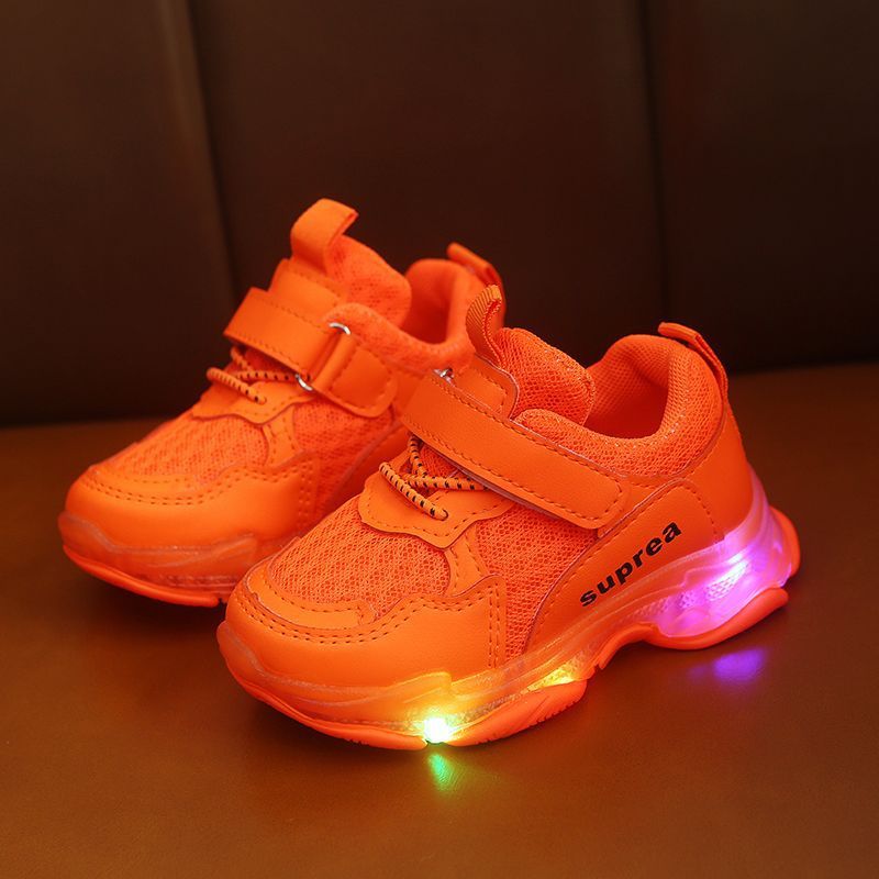 Children's light-up sports girls' shoes...