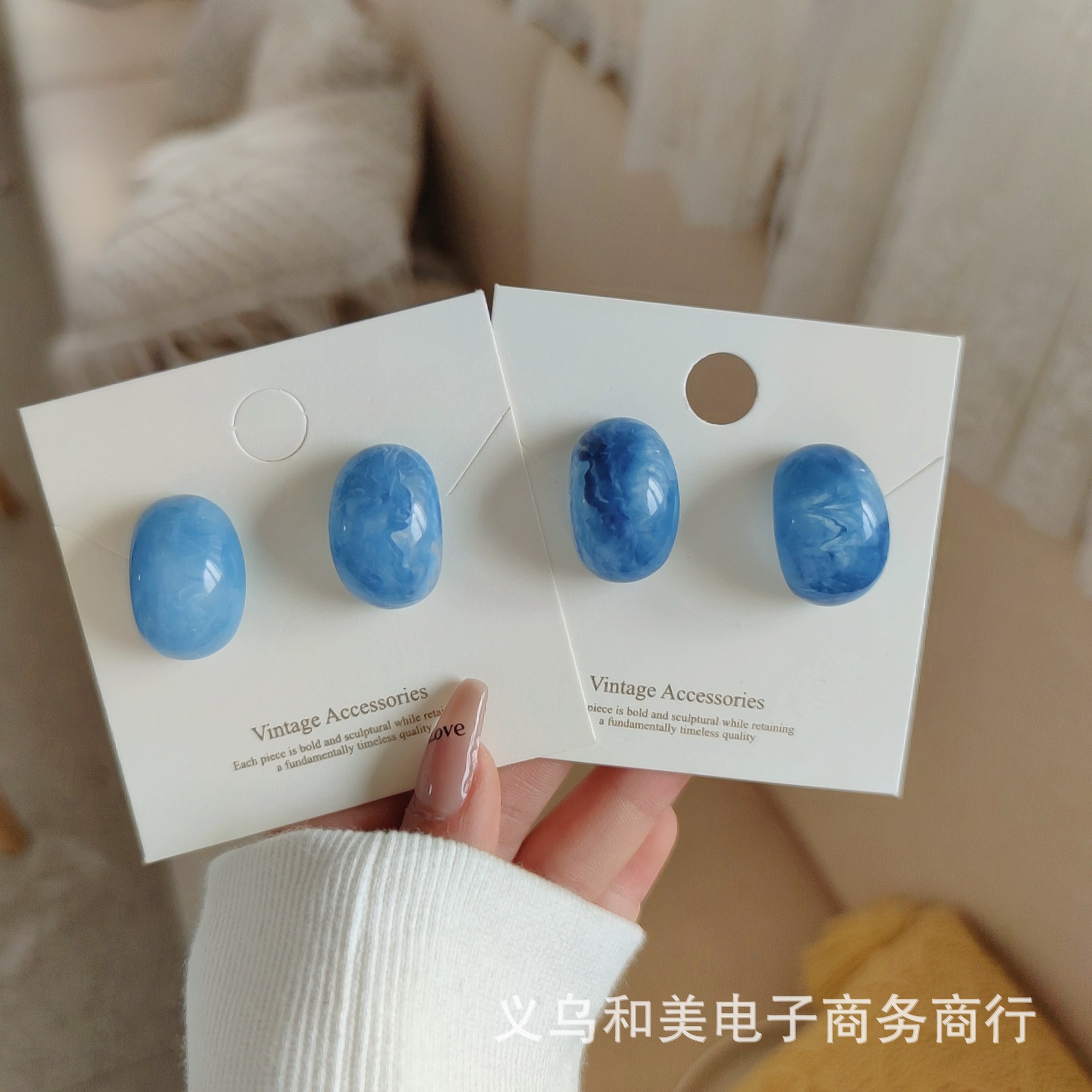 Summer quiet ocean blue round geometric earrings ins simple retro temperament Korean style curved earrings earrings