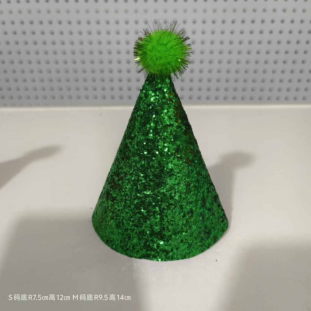 Amazon cross-border pet cumpleaños sombrero perro gato niño cumpleaños party polvo brillante sombrero vestido de baile