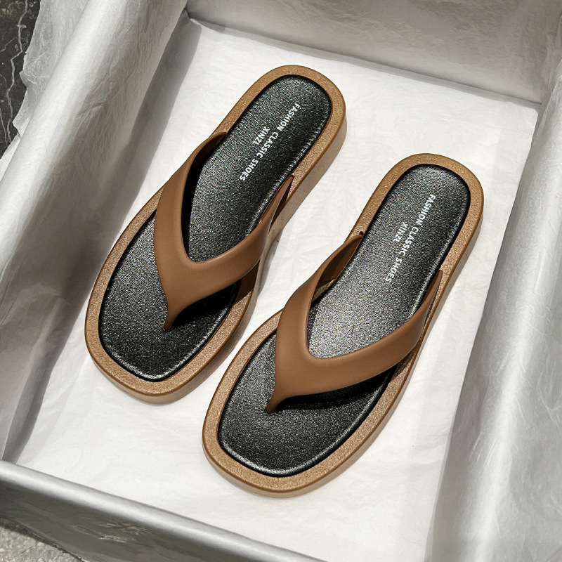 Fashionable summer non-slip comfortable women's slippers flat