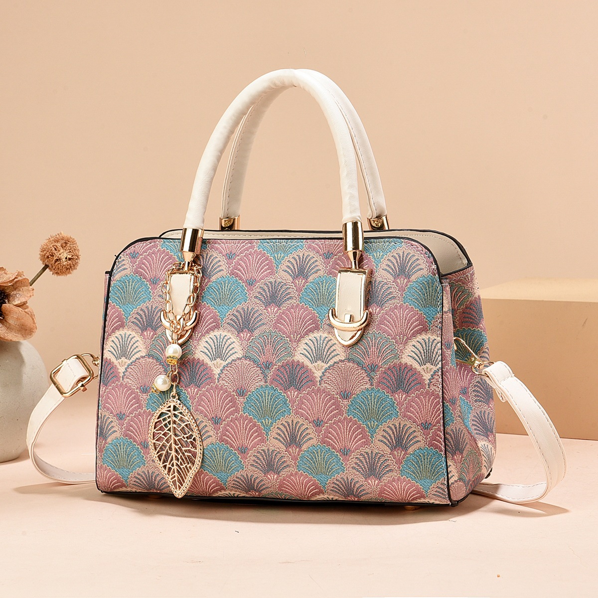 Bolso de mujer de mediana edad 2025, nuevo bolso de moda para mujeres, bolso coreano simple para madres, bolso de hombro simple para el cabello
