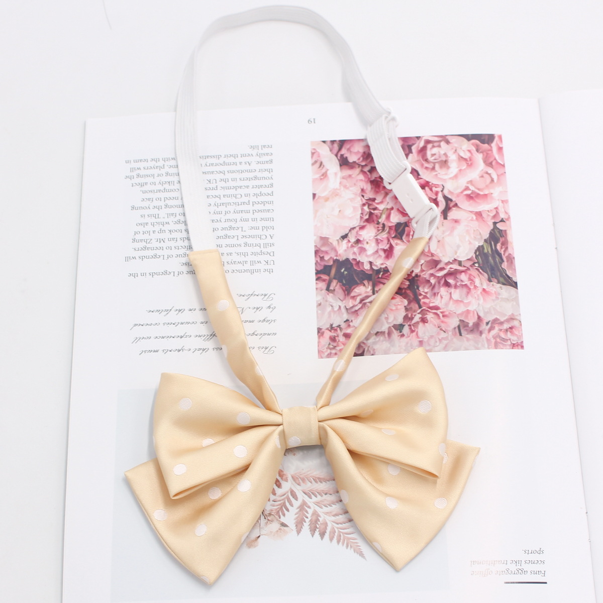 Pajarita de estilo universitario personalizada Pajarita de corbata de estudiante Pajarita de punto personalizado al por mayor con dibujos y muestras