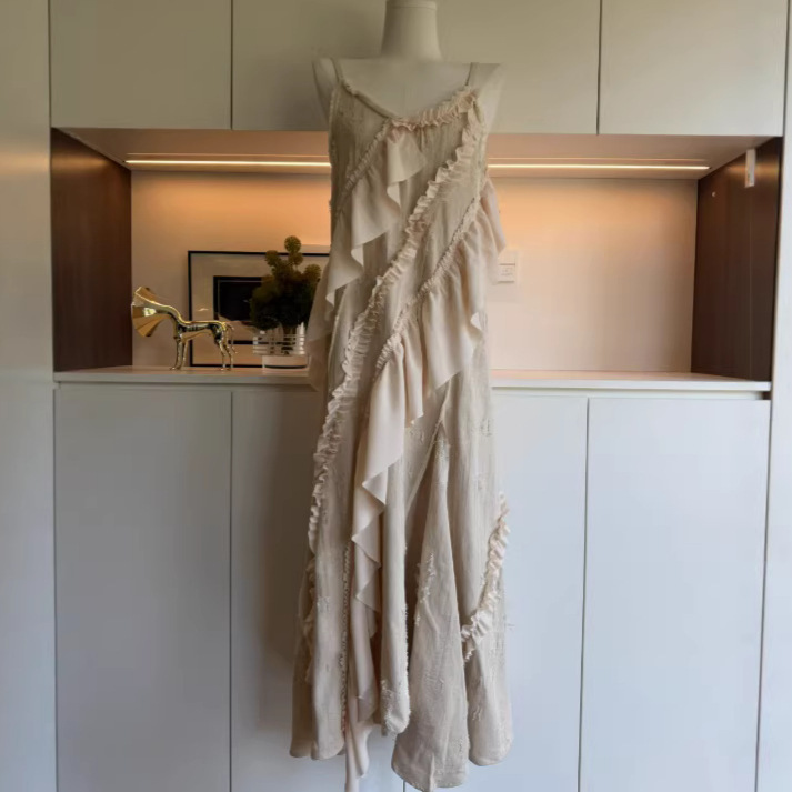 French Sweet Style 26 Spring New Heavy-Duty Casual Elegant Ruffled Fringe Bohemian Suspender Dress