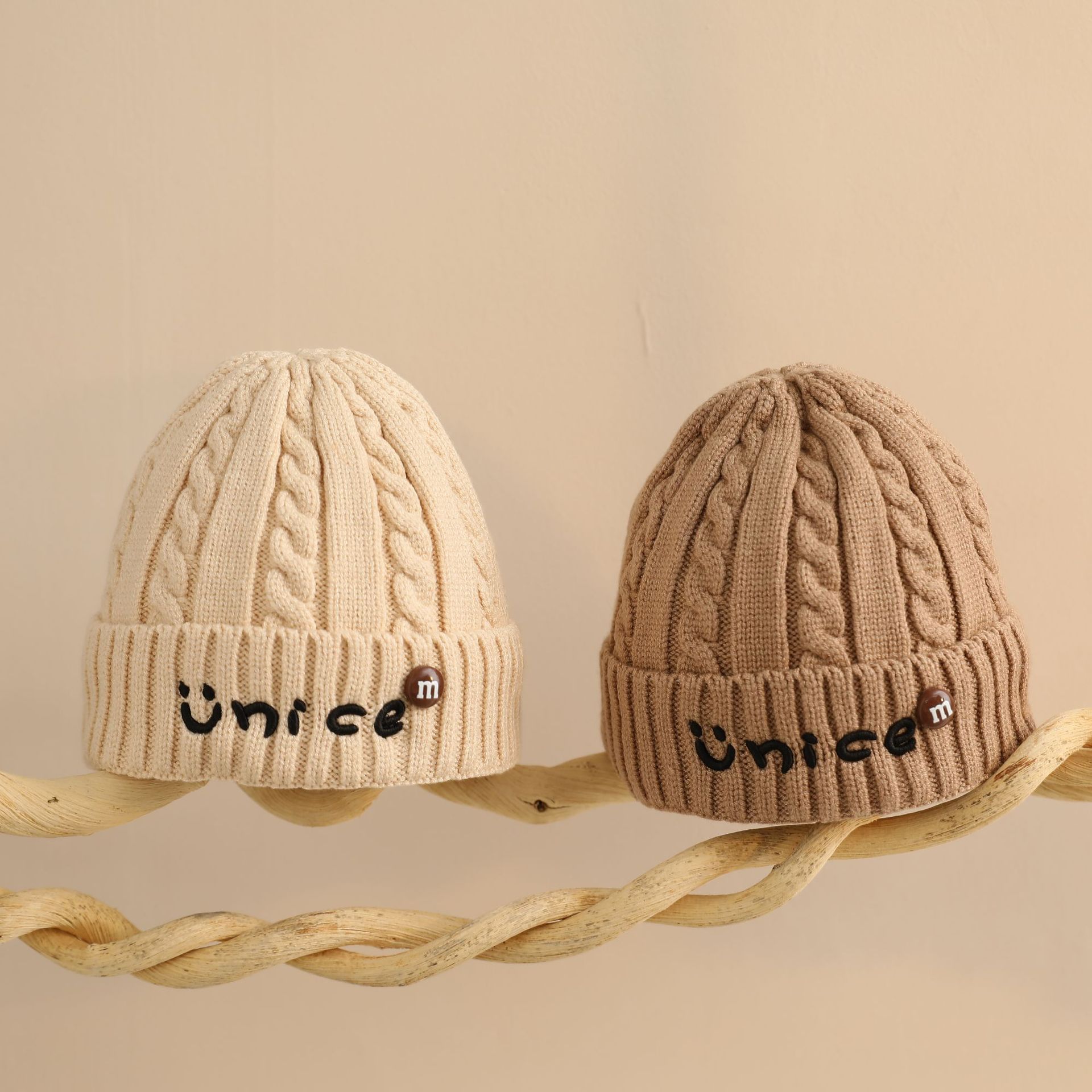 Sombreros para niños coreanos ins otoño invierno para niños letras sombreros de lana de punto para niñas oídos cálidos sombreros para bebés