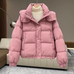 防寒服の女性の新型の綿服のパン服の綿入れの上着の小さい背が見えて痩せています。