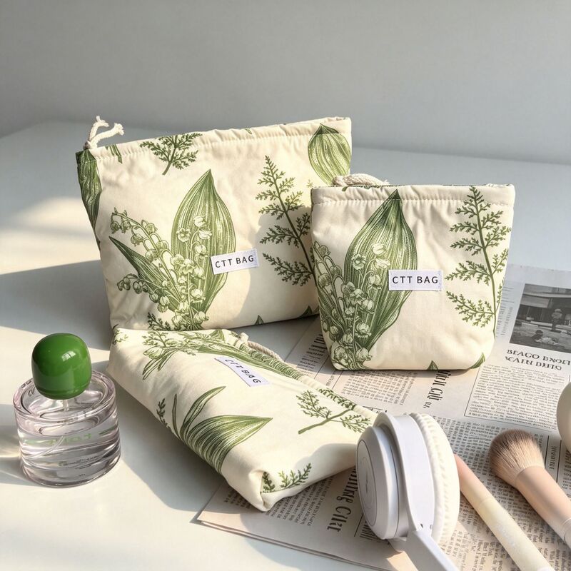 Fresh Retro Lily-Of-The-Valley Fabric Cosmetic Bag for Girls, Travel Portable Storage Bag, Inner Bag, Small Miscellaneous Item Bag Fresh Retro Lily-Of-The-Valley Fabric Cosmetic Bag for Girls, Travel Portable Storage Bag, Inner Bag, Small Miscellaneous Item Bag