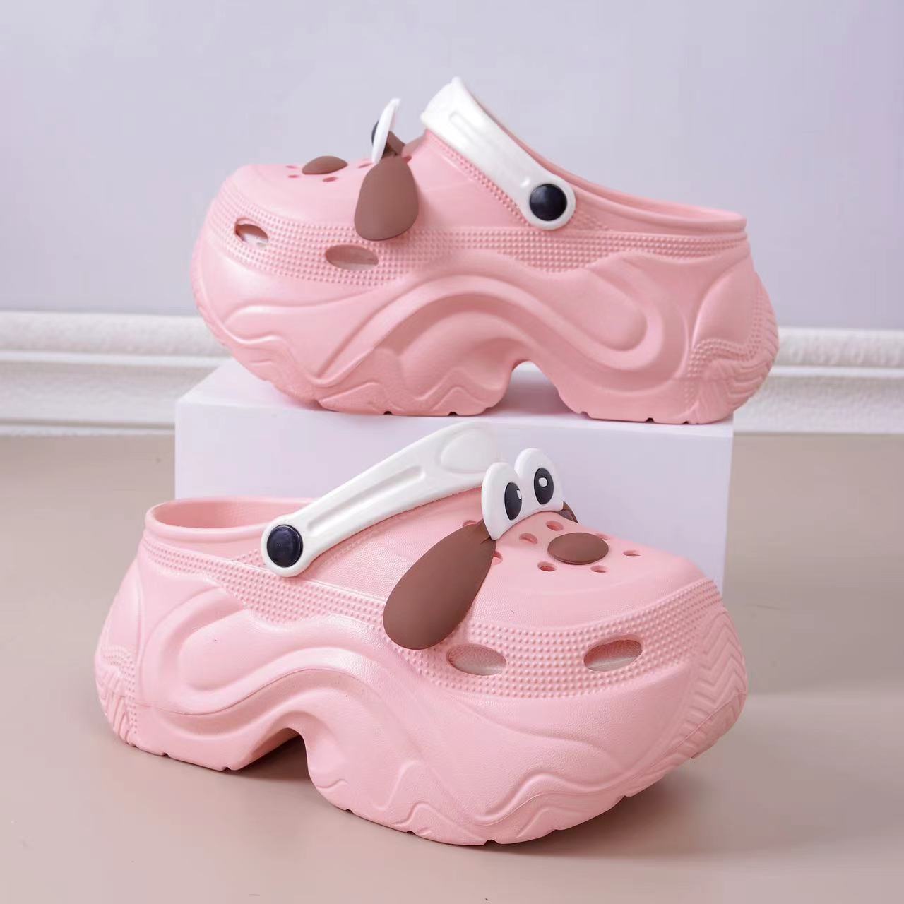 5691 three-dimensional dog pink