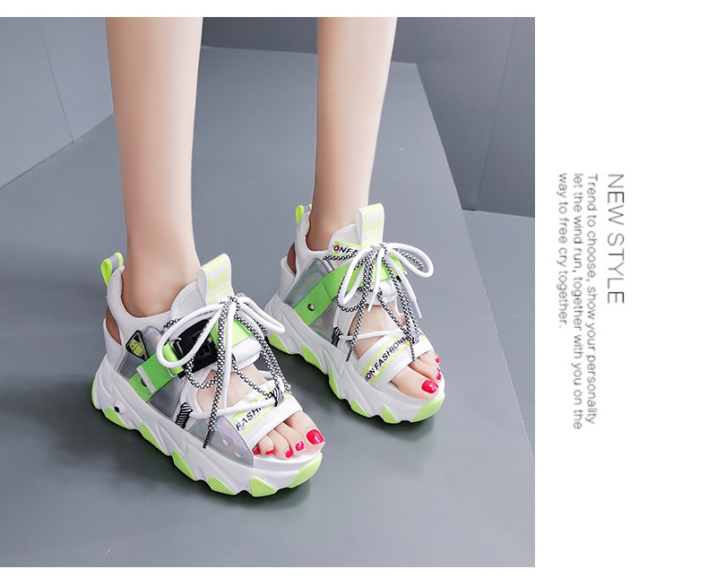Damenschuhe 2024 Sommer Plateauriemen Low Top PU Plateausohle Fischmaul Colorblock Lässige Sandalen mit Keilabsatz_voghion.com