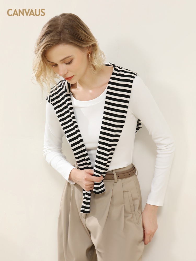 Ropa de Otoño e Invierno para mujer nueva camisa de fondo estilo coreano Cuello redondo para mujer Slim fit adelgazamiento color sólido Algodón elástico desgaste exterior interior superior