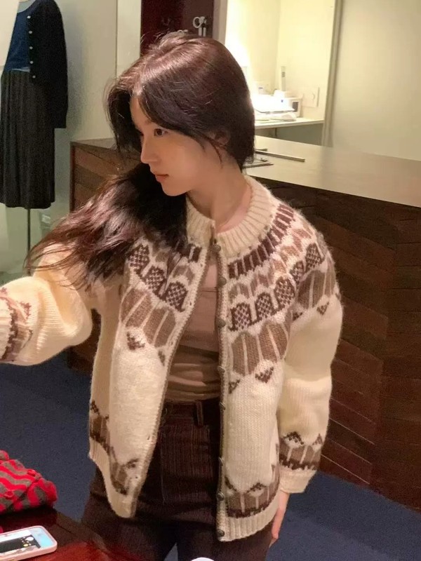 几何图案针织开衫上衣女韩国圆领秋冬保暖单排扣甜美百搭毛衣外套|undefined
