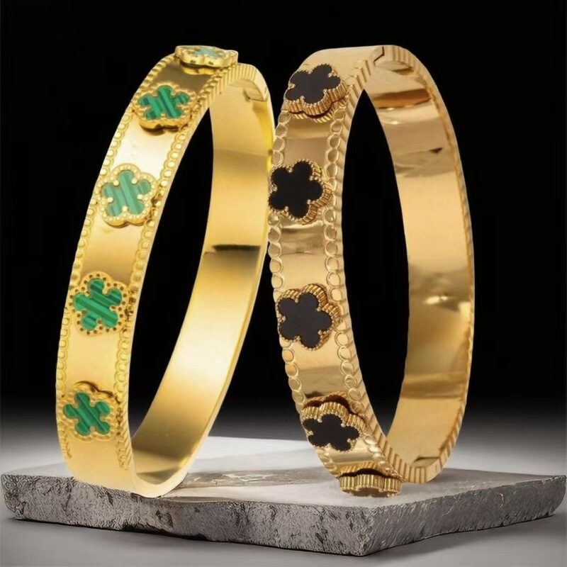 Titanium Steel Bracelet for Women, High-End Ins Style Five-Leaf Clover Jewelry, Gold Stainless Steel Bracelet, Non-Fading Jewelry Wholesale