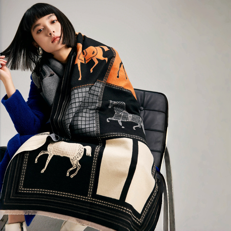 Europa y América Retro Caballo Impresión a cuadrícula temperamento variado espeso calentamiento bufandas de cachemire