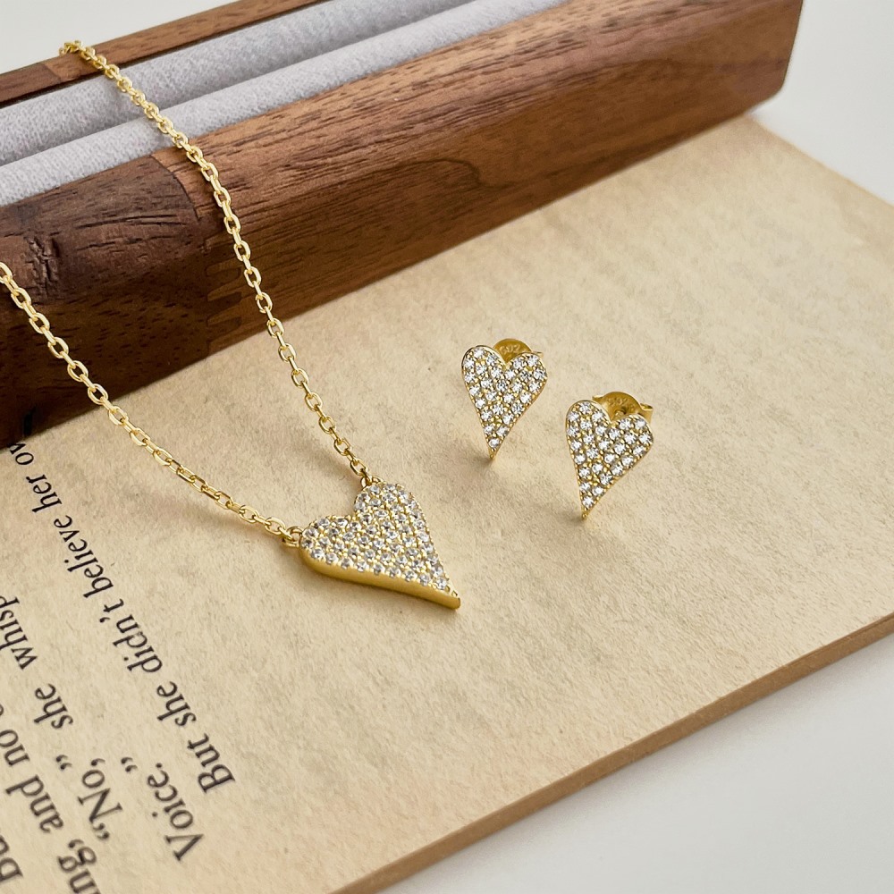 3g Weight 925 Sterling Silver Ear Needle Material 18K Gold Plated Plating Material Ear Studs Classification 1 Pair Quantity Daily Occasion 925 Sterling Silver Material Heart Shape Pattern Women's Gender IG Style Style 1 Pair 18K Gold Plated 925 Sterling Silver Heart Shape Ear Studs 10