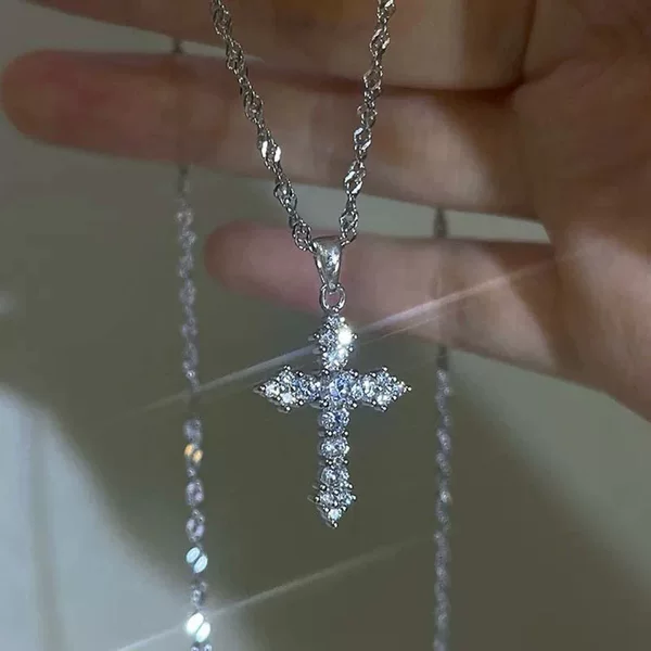 Light Luxury Zircon Cross Pendant Necklace Women's Design Sense Niche Personality Simple All-match Elegant Necklace Chain