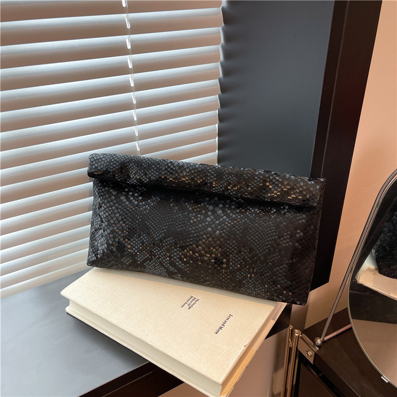 Mujeres de moda estilo nuevo paquete de cena de moda retro textura sólida de alta calidad bolso de mano personalizado
