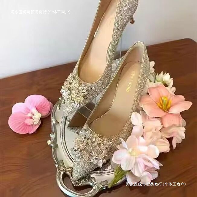新款接亲婚鞋盒展示架结婚拍照道具婚礼套圈新娘鞋子摆拍架|undefined