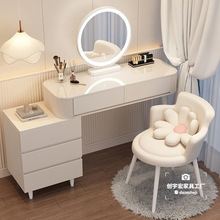 �����L��y̨�F�����s�ռ{�����^��һ�w��������s���y��Ĭ�J�ľ
