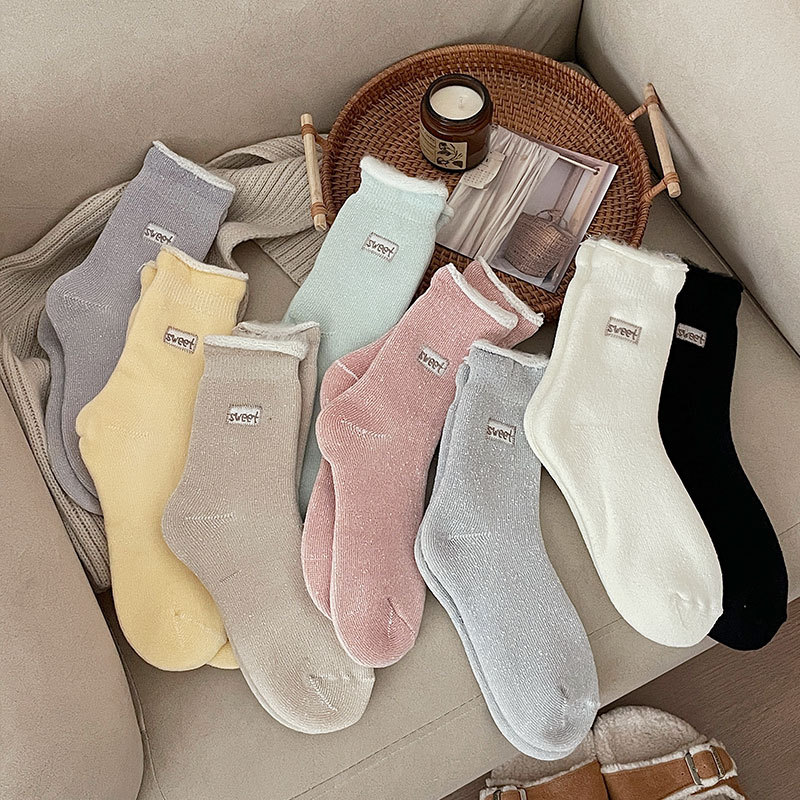 Kışın sıcak çoraplar işlemeli çoraplar artı kadife kalın taban çorapları düz renk fırçalanmış çoraplar kışlık kalınlaştırılmış kadın çorapları_voghion.com