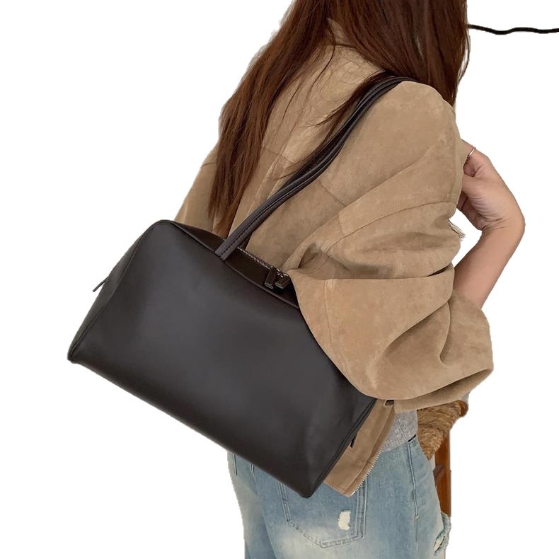 Top Grain Sheepskin Bowling Bag For Women, Versatile Commuter Boston Handbag, Large Capacity Shoulder Tote Pillow Bag - Thumbnail 5