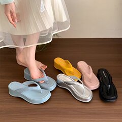 女性用厚底ビーチサンダル 2025 新しい夏のアウターウェアビーチスリッパラウンドトゥ多用途ニッチサンダル