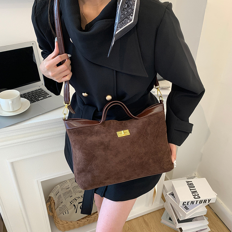 Leopard Print Handbag For Women, Large Capacity Shoulder Bag_voghion.com